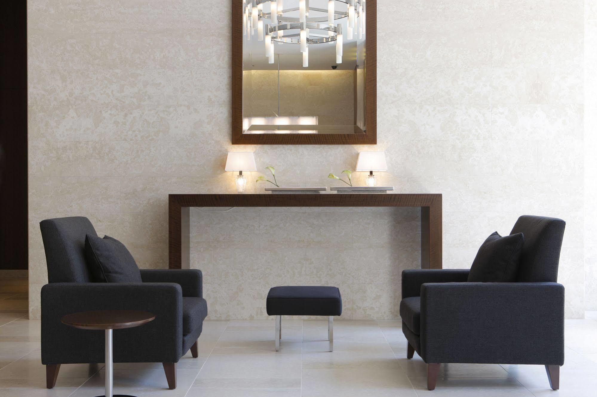 Mitsui Garden Hotel Yotsuya Токио Экстерьер фото